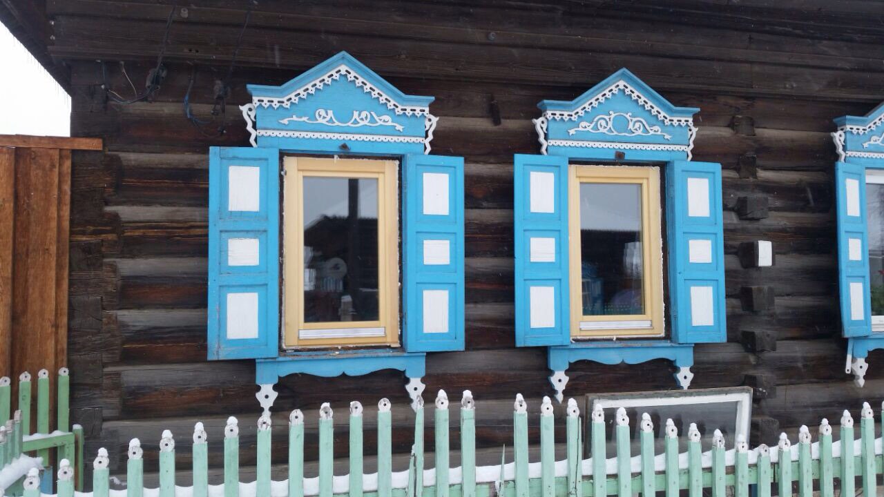 фото окна из дерева в иркутске